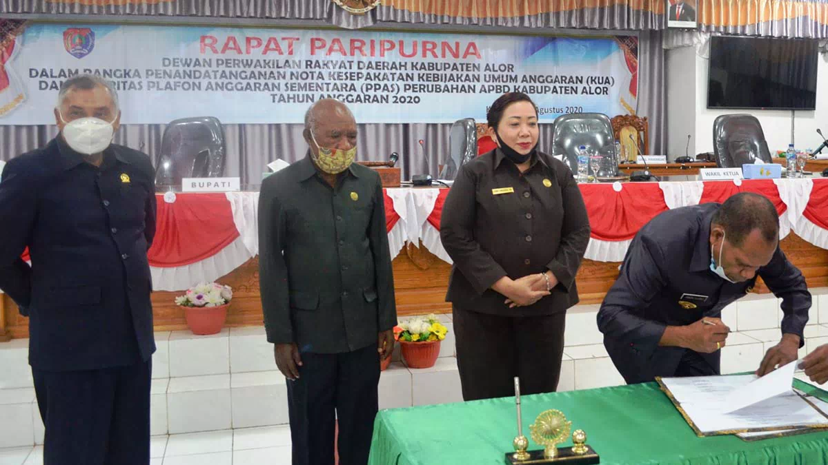 Paripurnakan 8 Ranperda, Saat Diharmonisasi Hanya 4 Disetujui