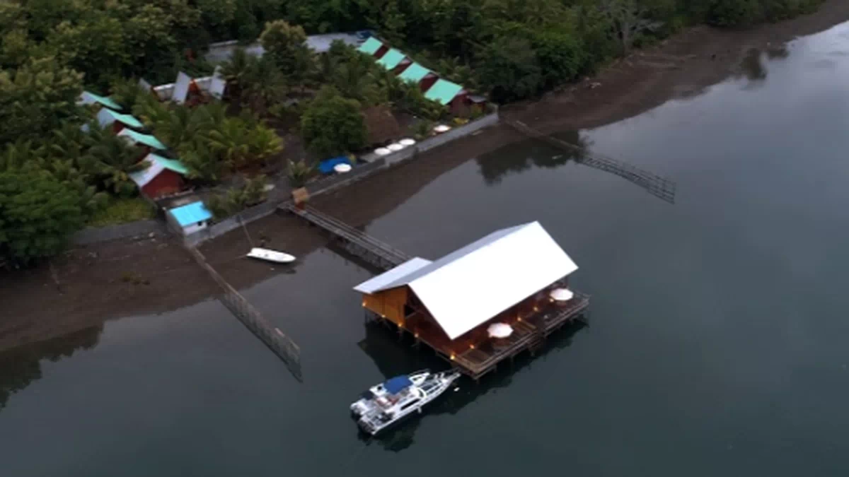 Terkait Aikoli Kang Resort dan Warga Alor Yang Tinggal Di Jalur Hijau