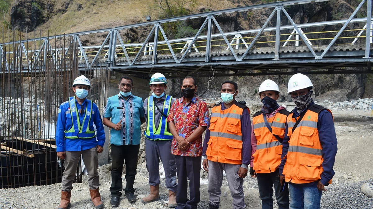 Dari Jembatan Irawuri, Bupati Alor Minta Warga Jangan Hambat Pembangunan Paska Seroja