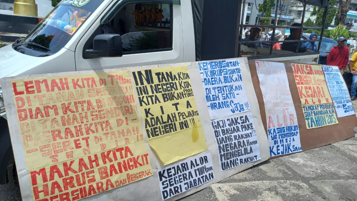 Jaksa Agung Diminta Copot Kajari Alor. DPRD Siap Gelar RDP. Syamsul: Saya Bertanggungjawab