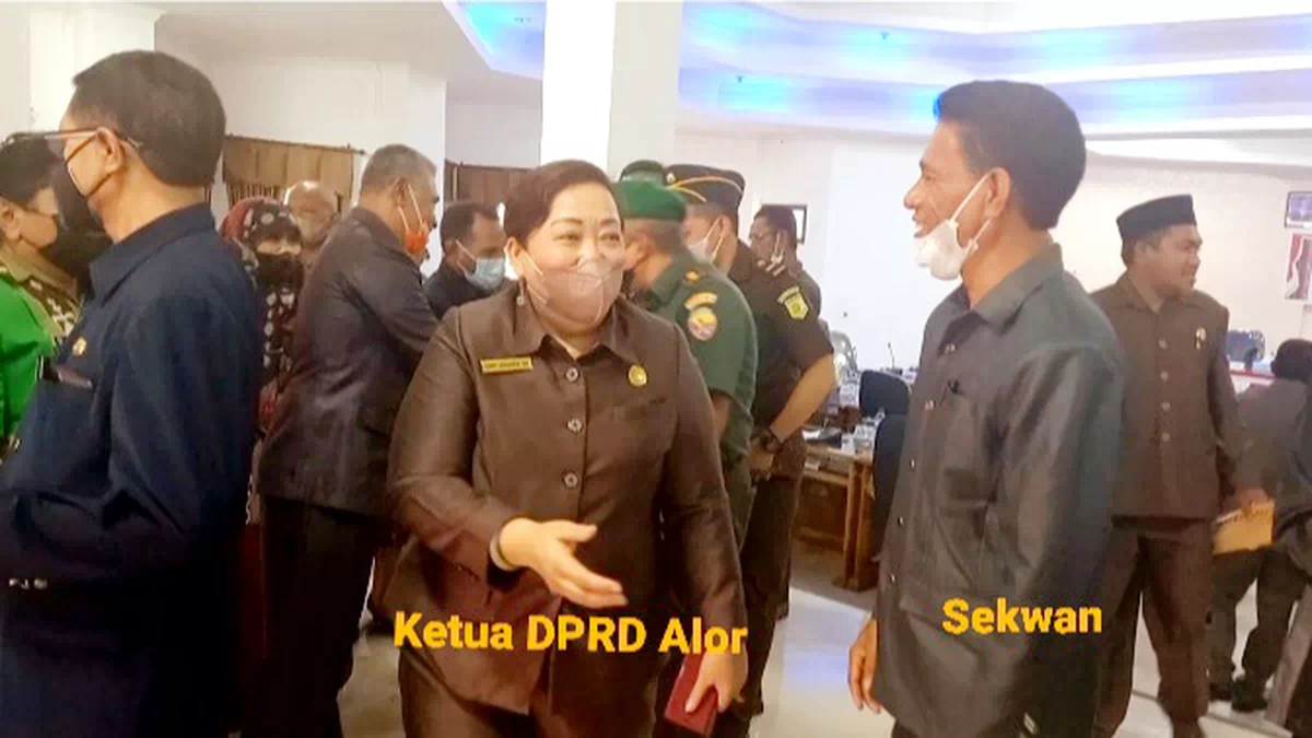 Perseteruan Sekwan dan Ketua DPRD Alor Memuncak. Apa Pula Peran Magang Sau?   