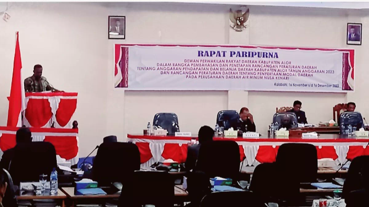 7 Fraksi, Termasuk F-PDIP Terima RAPBD Alor TA.2023 Untuk Dibahas