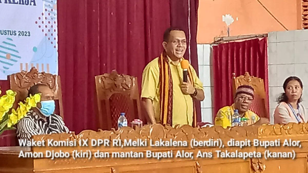 Cegah Stunting, Lakalena Bilang Bapak dan Bayi Jangan Rebutan Puting Susu Ibu