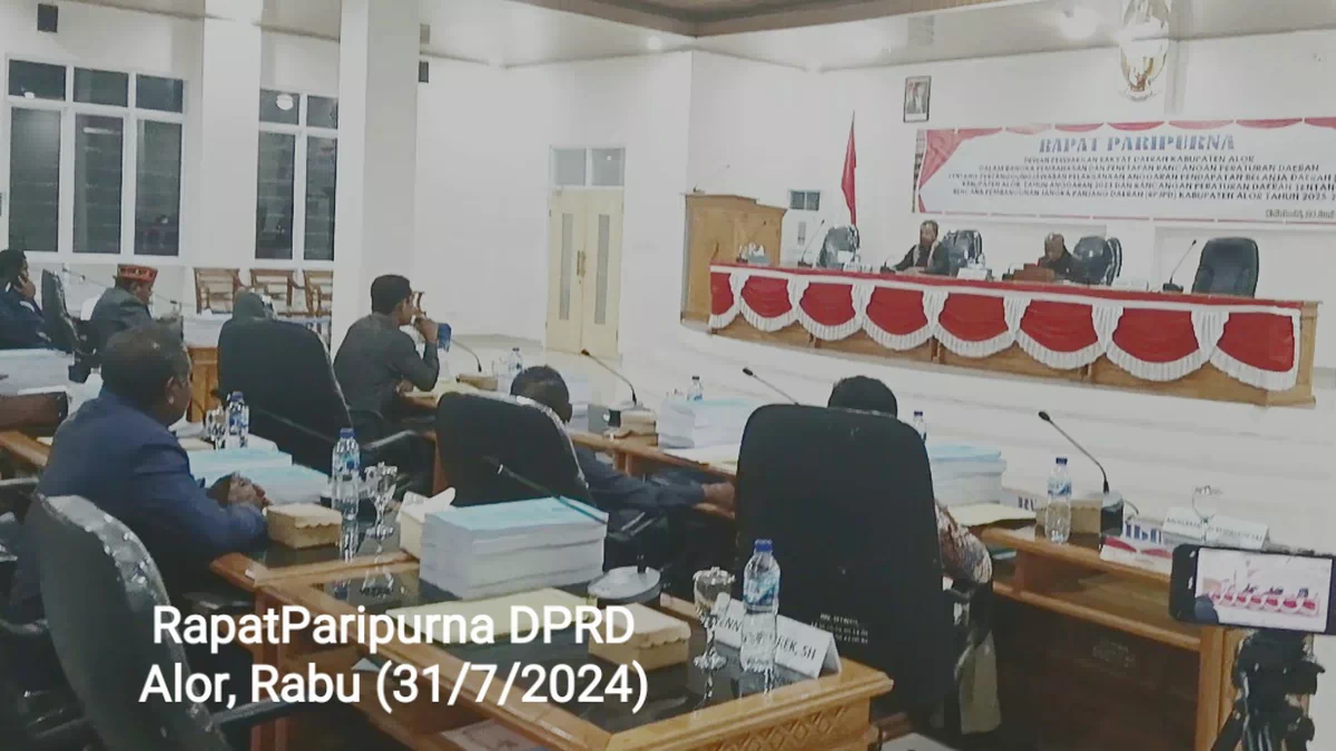 Ranperda RPJPD Alor 2025-2045 Batal Ditetapkan, PPAPBD 2013 Ditetapkan. Secara Fisik Hanya 13 Anggota Dewan Hadir, Pj.Bupati Juga Diwakili