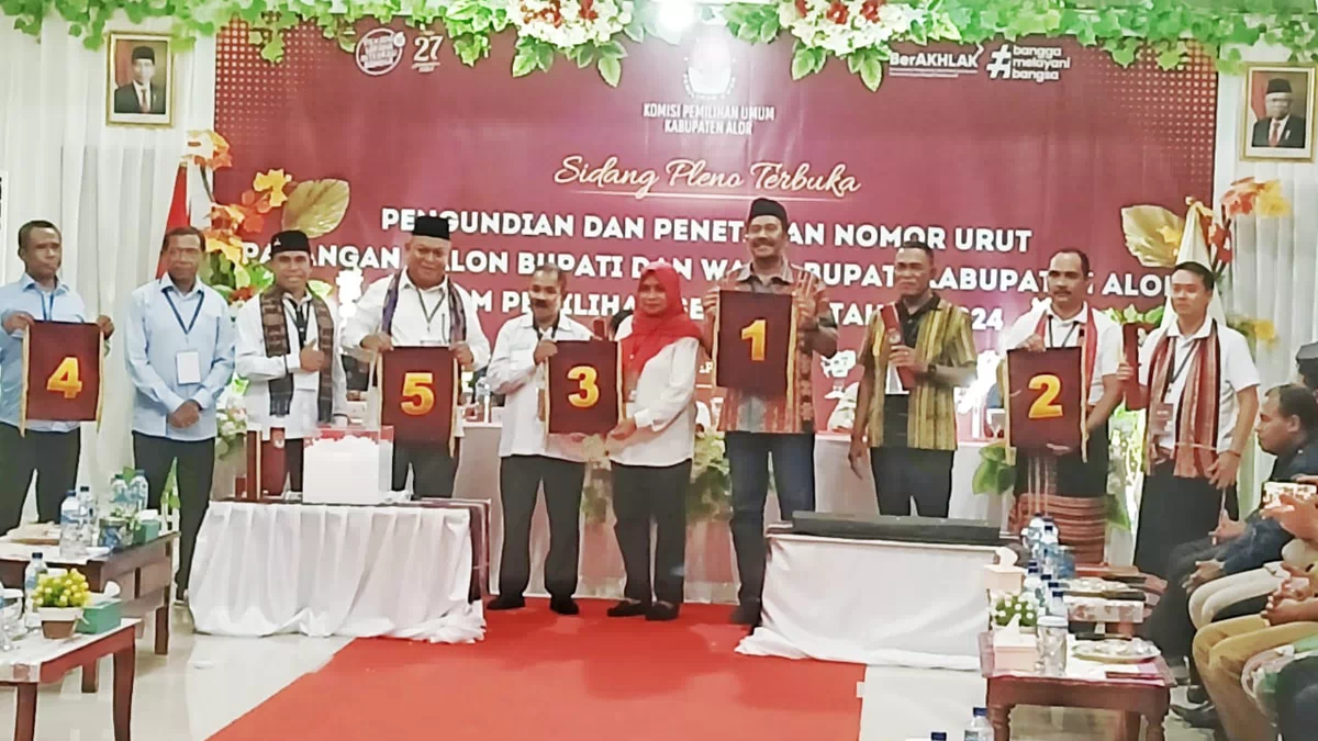 Kisah Pleno KPU Alor Terkait Pengundian dan Penetapan Nomor Urut Paslon Bupati-Wabup Alor
