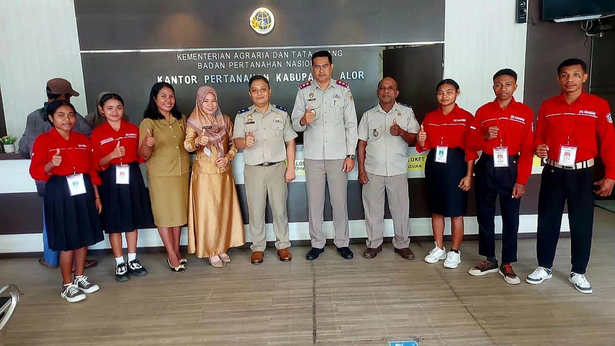 <strong>Siswa SMKN 1 Kalabahi PKL di Kantah Kabupaten Alor</strong>