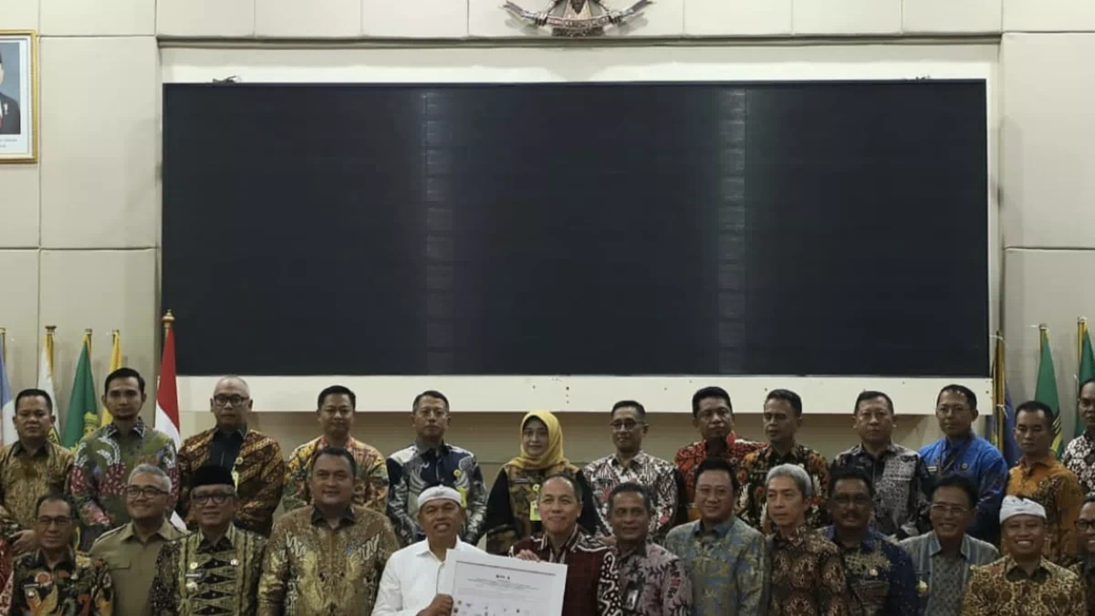 Kementerian ATR/BPN, KPK, dan Pemda Jawa Barat Sepakati Kerja Sama dalam Upaya Pencegahan Korupsi serta Penguatan Ekonomi Daerah