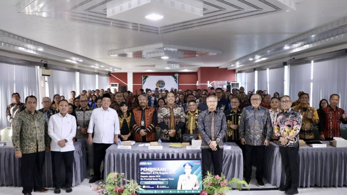 Kakantah Alor dan Sejumlah Staf Hadiri Pembinaan Oleh Menteri ATR/Kepala BPN Saat Kunker Di NTT