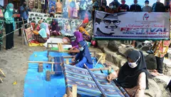 Dari Gebyar Festival Tenun Di Ternate-Alor, Sandiaga Uno Apresiasi