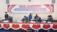 Dengan Persetujuan DPRD, Bupati Alor Tetapkan 5 Perda 2022