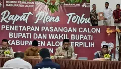 KPU Alor Tetapkan Bupati-Wabup Terpilih dan Serahkan ke DPRD Alor. Brikmar: Besok Rapat Paripurna Pengumuman