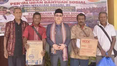 Distribusi Bansos KAT Kemensos Bernilai 3 Miliar Lebih Di 3 Desa, Wabup Alor Terharu, Ketua LKS Sebut 3 Toko Penyedia